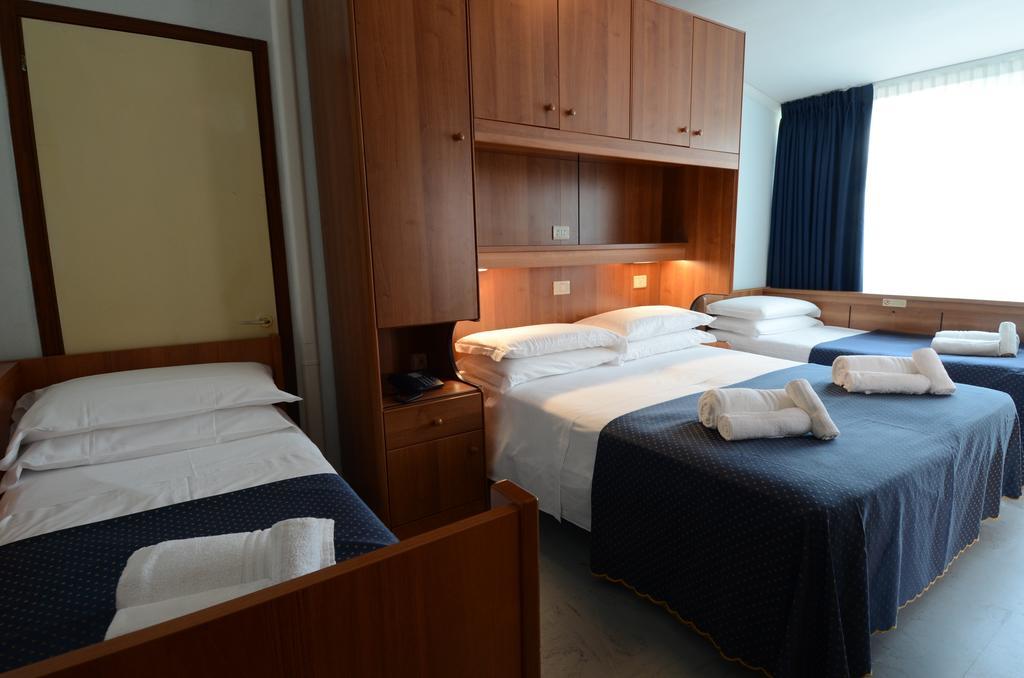 Hotel Mimosa Lignano Sabbiadoro Extérieur photo