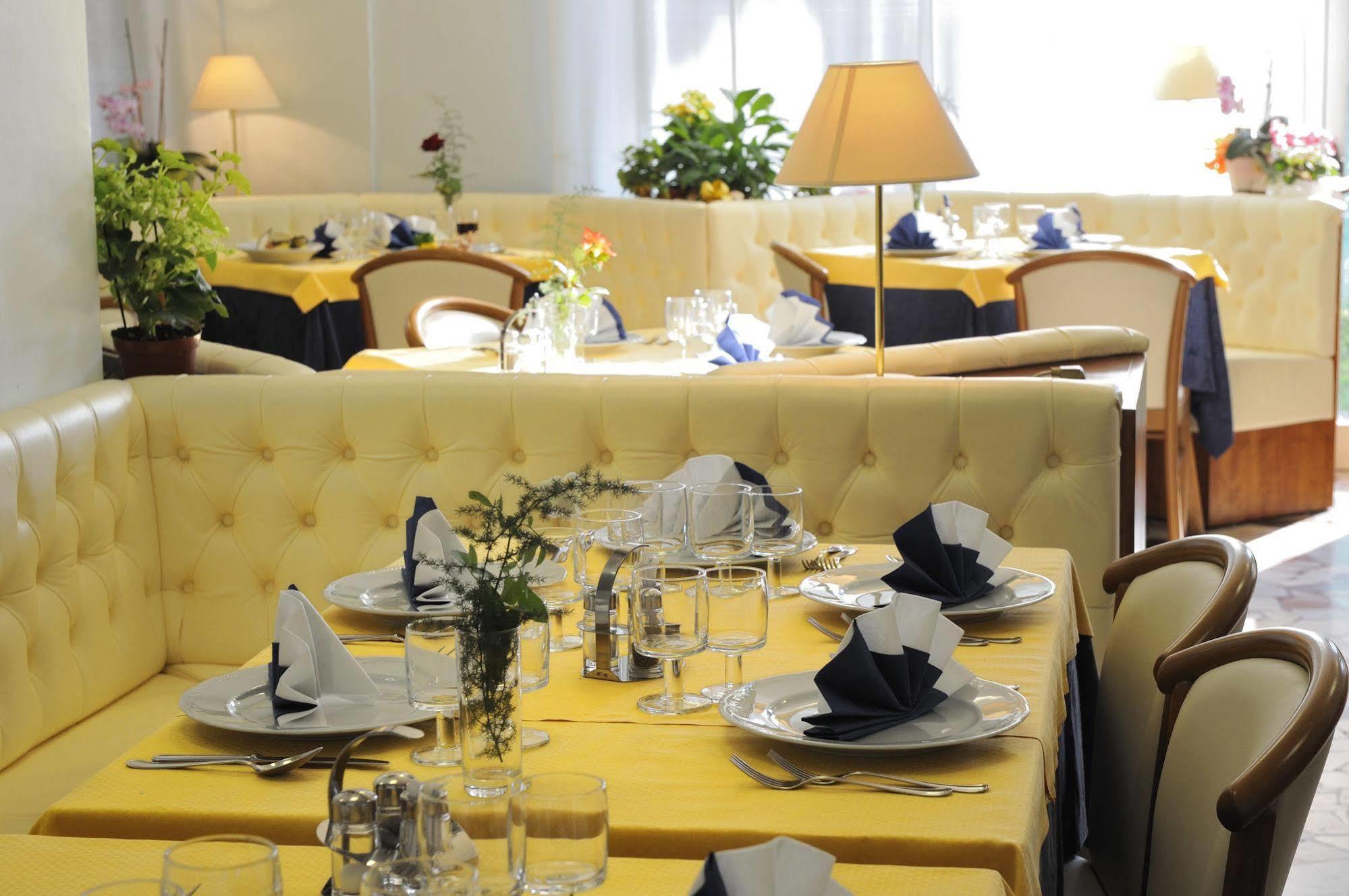 Hotel Mimosa Lignano Sabbiadoro Extérieur photo
