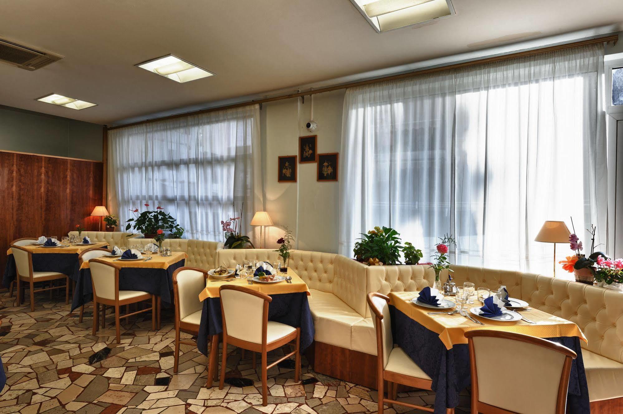 Hotel Mimosa Lignano Sabbiadoro Extérieur photo