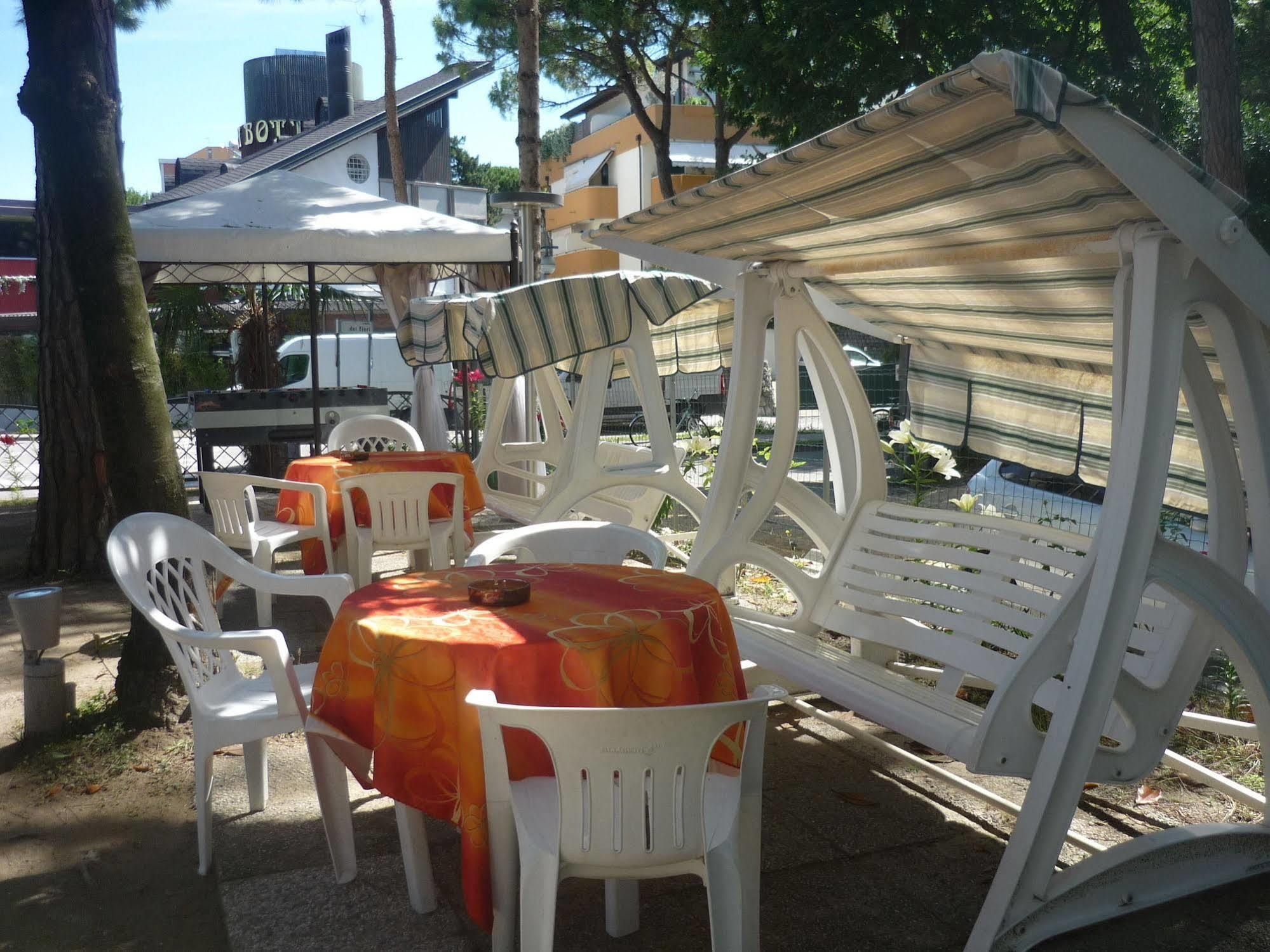 Hotel Mimosa Lignano Sabbiadoro Extérieur photo