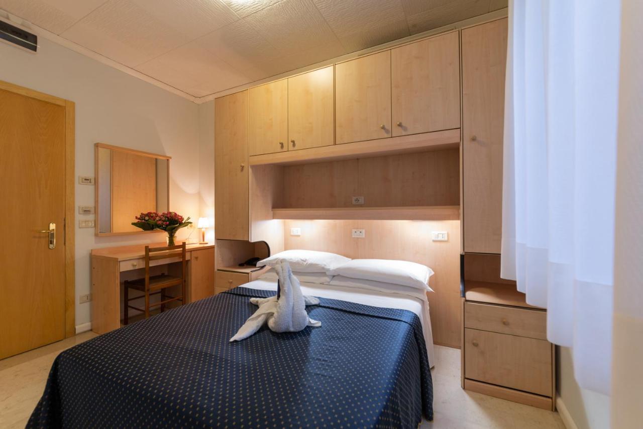 Hotel Mimosa Lignano Sabbiadoro Extérieur photo
