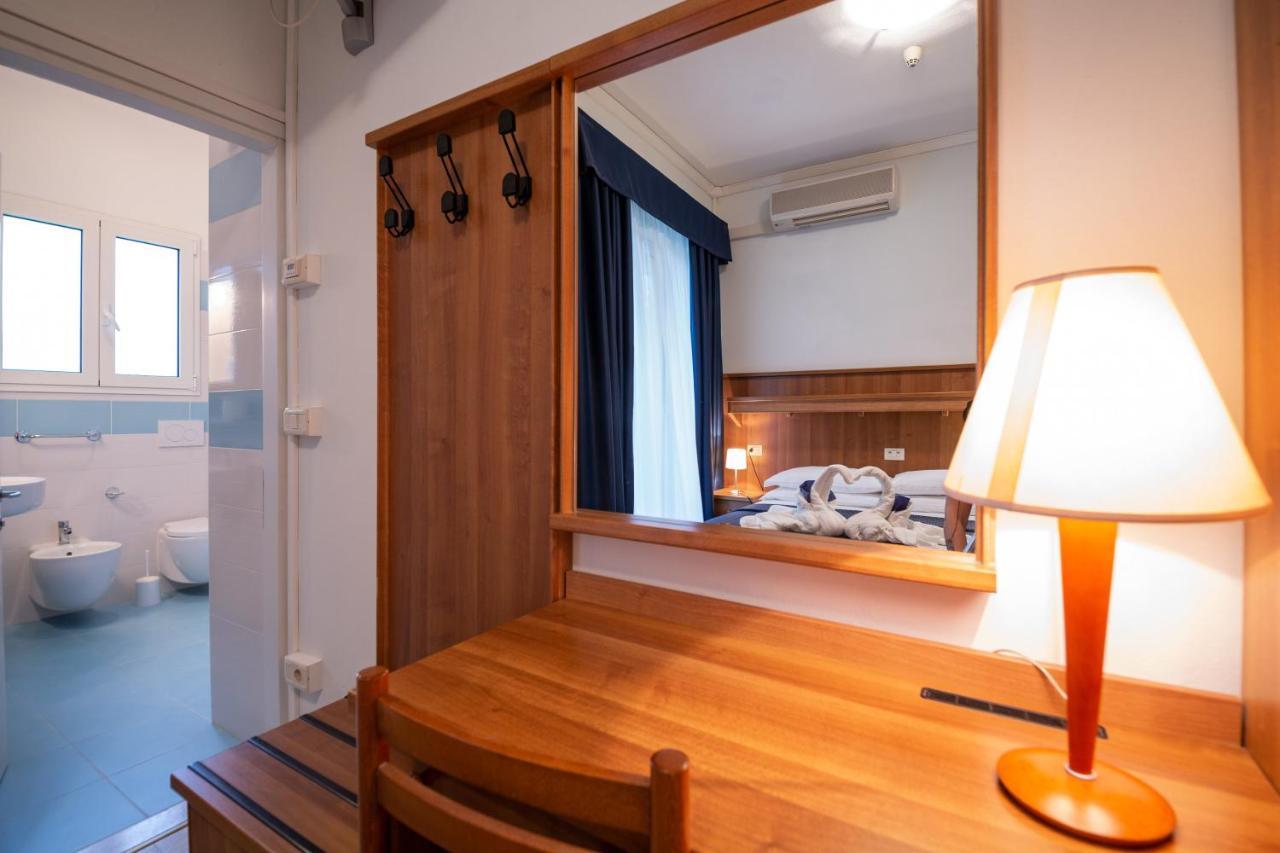 Hotel Mimosa Lignano Sabbiadoro Extérieur photo